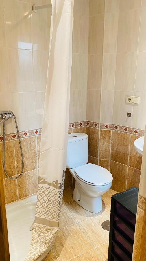 Piso 3 Habitaciones Al Lado Del Auditorio Y A 5 Min De Oviedo Centro 外观 照片